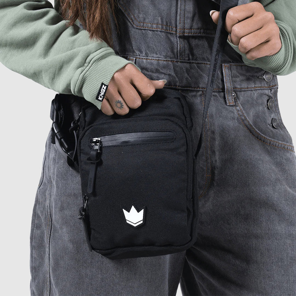 Kingz Side Bag Negra